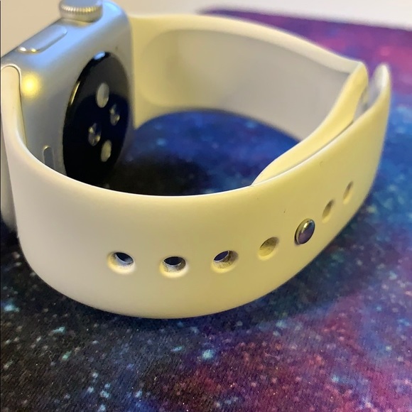Apple Watch Series 3 - Picture 6 of 6